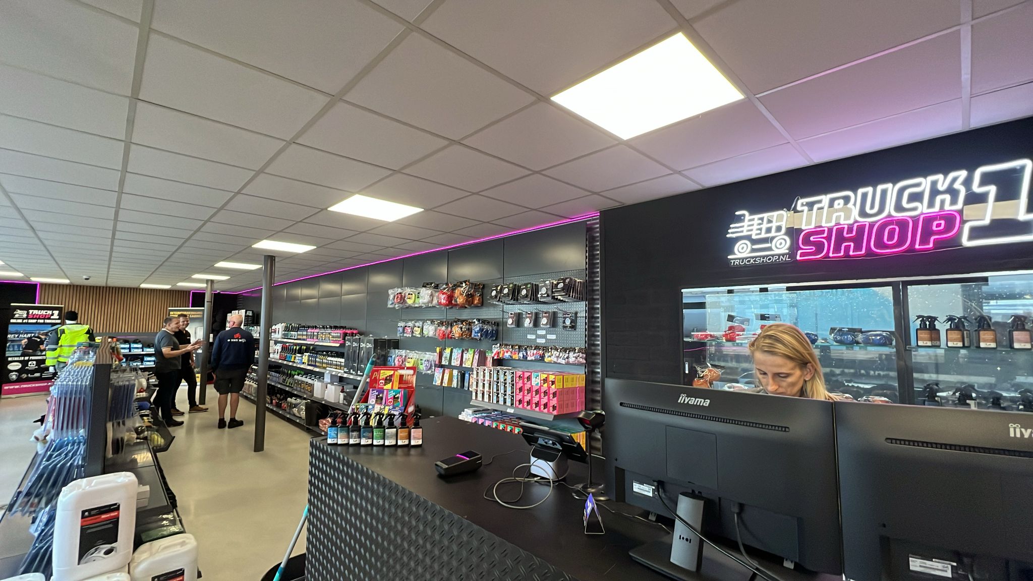 Truckshop1 asten